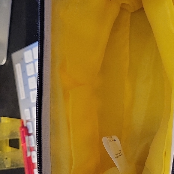 Nwt Pocket Monsters Pouch- Pokémon rare find ***Rare*** - Picture 5 of 7